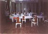 Party se rozj�d�